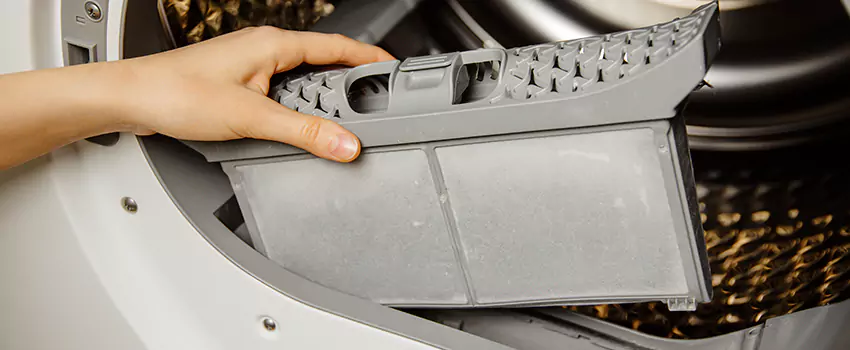Signs Of A Clogged Dryer Lint Trap in Port Arthur, Texas